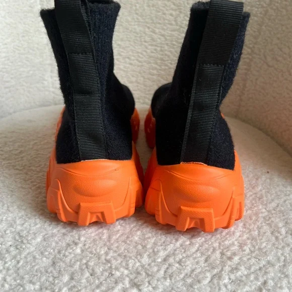 SHEIN Hightop Black and Orange Sneakers | 39 - Picture 5 of 6